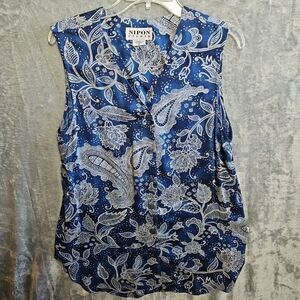 Nipon Studio Women's Sz 12  Blue white Paisley Floral Vest Blouse button tunic